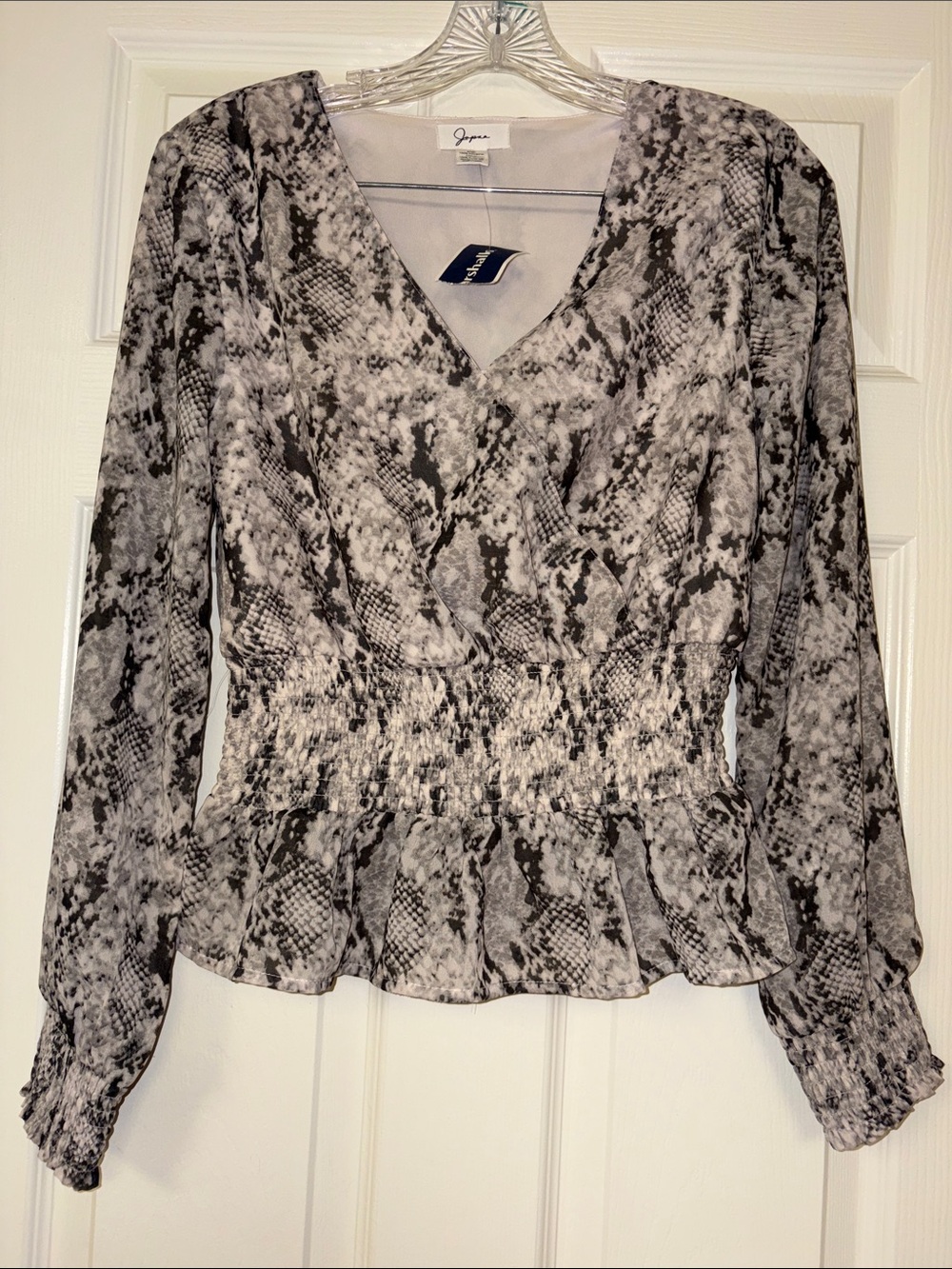 *Snake Print Long Sleeve Blouse